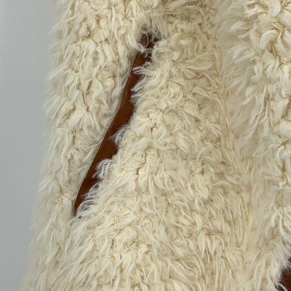 TCEC Faux Fur Vest Womens Small Sherpa Cozy soft - Picture 6 of 7